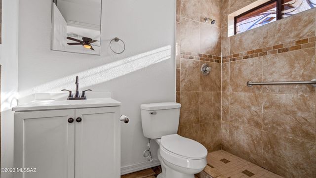 6428 S Buckaroo Loop, Tucson, AZ 85757