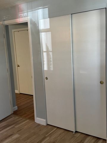 7 Karen Circle 2, Billerica, MA 01821