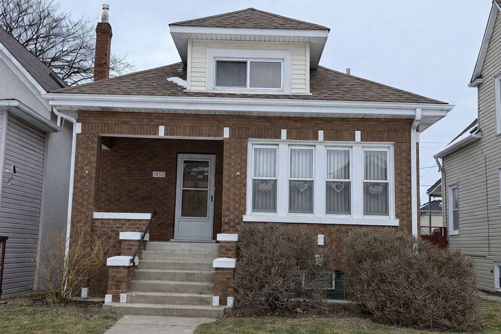 2625 N 74th Court, Elmwood Park, IL 60707