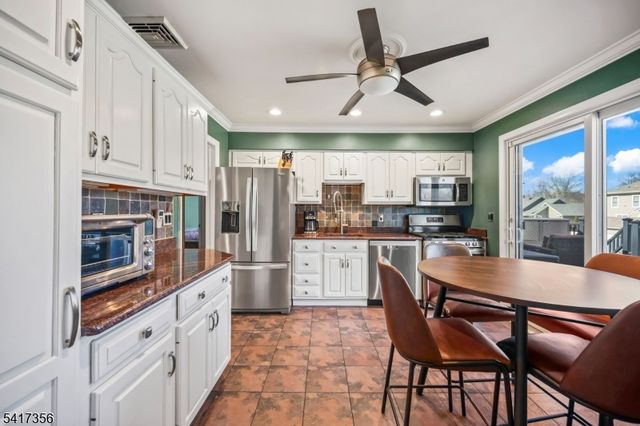 25 Kent Pl, Clark Twp., NJ 07066