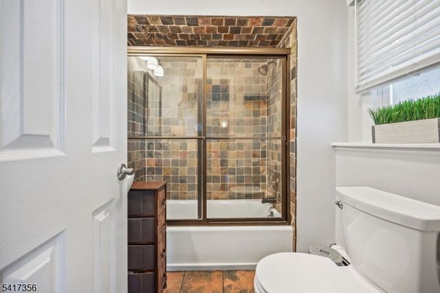 25 Kent Pl, Clark Twp., NJ 07066