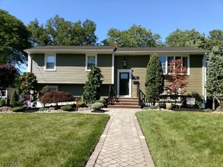 25 Kent Pl, Clark Twp., NJ 07066