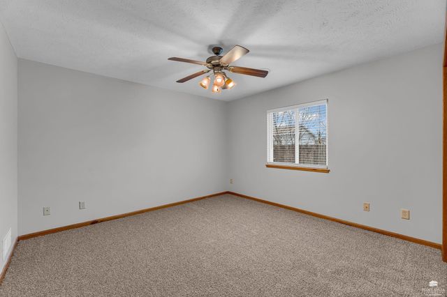 404 Walters Drive, Manhattan, KS 66502