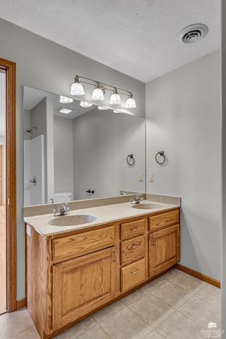 404 Walters Drive, Manhattan, KS 66502