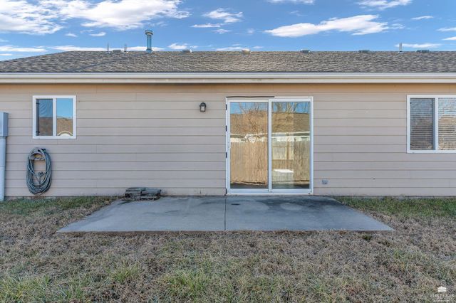 404 Walters Drive, Manhattan, KS 66502