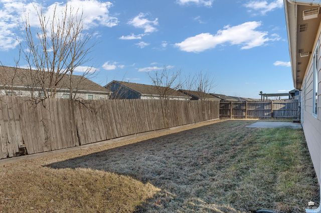 404 Walters Drive, Manhattan, KS 66502