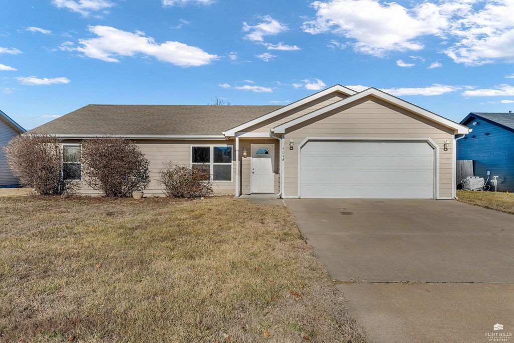 404 Walters Drive, Manhattan, KS 66502