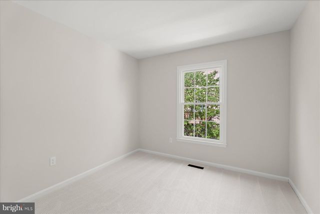 1530 TANYARD HILL RD, Gaithersburg, MD 20879