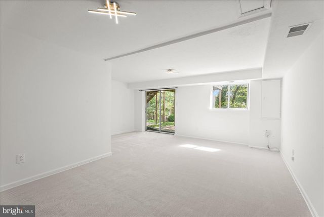 1530 TANYARD HILL RD, Gaithersburg, MD 20879