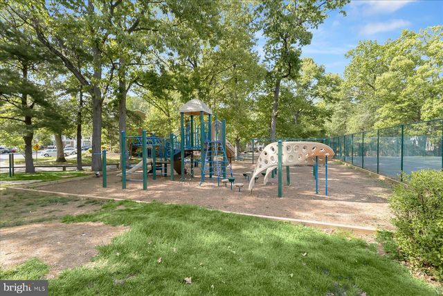 1530 TANYARD HILL RD, Gaithersburg, MD 20879