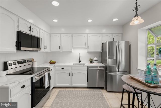 1530 TANYARD HILL RD, Gaithersburg, MD 20879