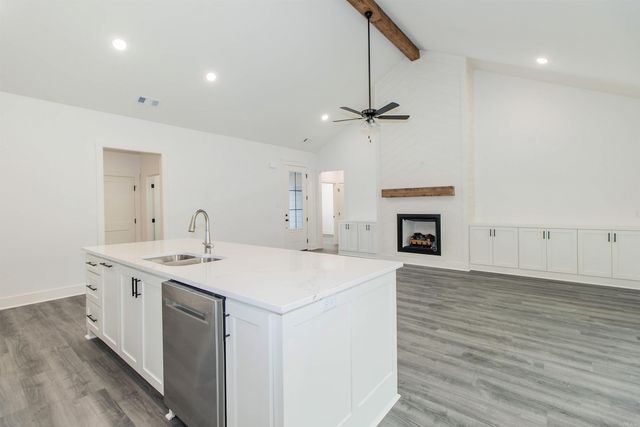 4005 Doler, Benton, AR 72019