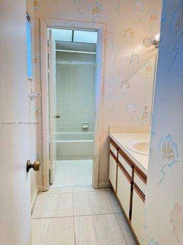 1490 Sheridan St 12A, Hollywood, FL 33020