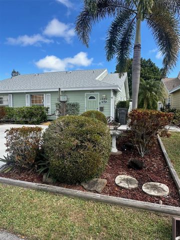 1590 Royal Forest Ct, West Palm Beach, FL 33406