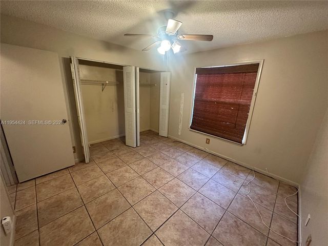 1590 Royal Forest Ct, West Palm Beach, FL 33406