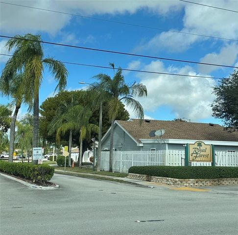 1590 Royal Forest Ct, West Palm Beach, FL 33406