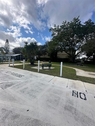 1590 Royal Forest Ct, West Palm Beach, FL 33406