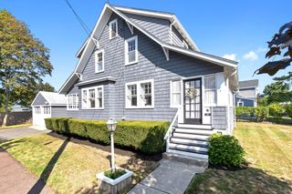 17 Coolidge St, Stoneham, MA 02180