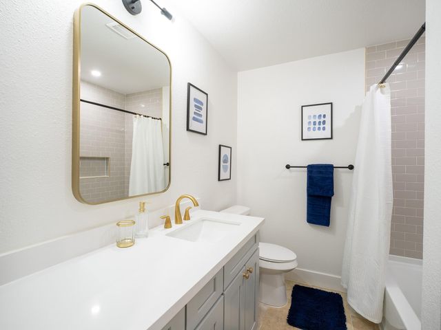 11409 Parmigan DR B, Austin, TX 78758