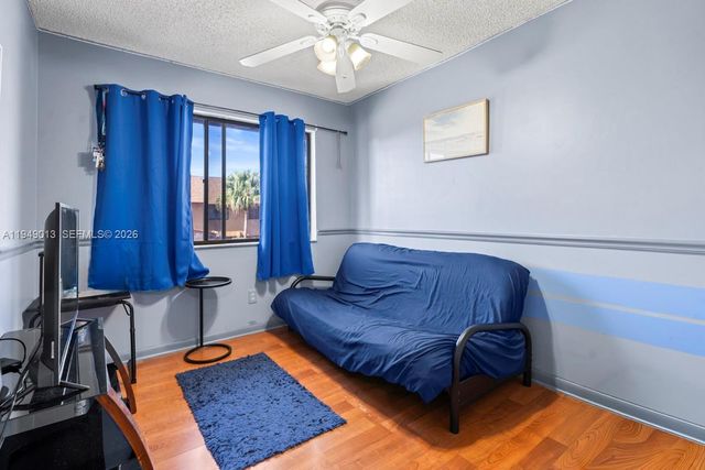 8009 NW 29th St, Sunrise, FL 33322