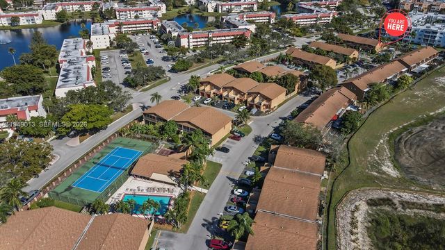 8009 NW 29th St, Sunrise, FL 33322