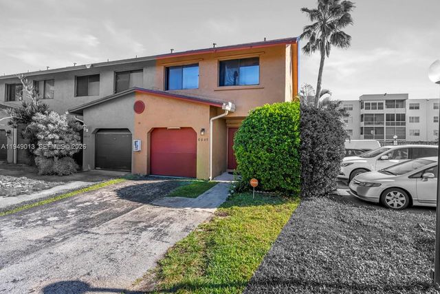 8009 NW 29th St, Sunrise, FL 33322