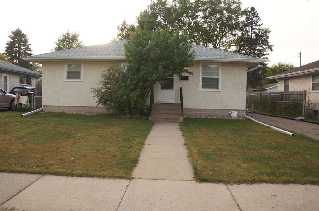 1175 Arundel Street, Saint Paul, MN 55117