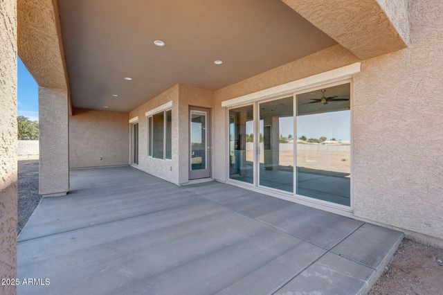 32684 N 213th Drive, Wittmann, AZ 85361