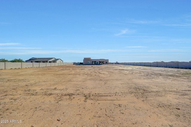 32684 N 213th Drive, Wittmann, AZ 85361