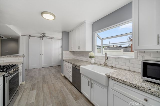 383 Park Avenue, Long Beach, CA 90814