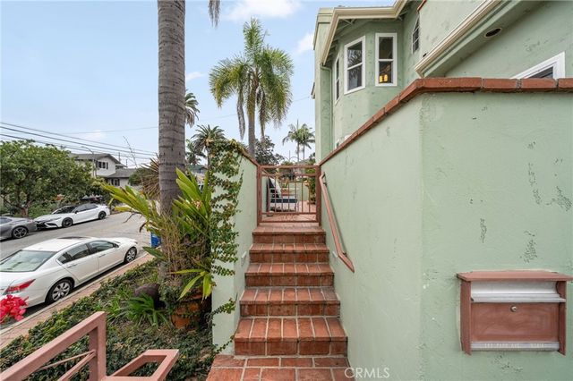 383 Park Avenue, Long Beach, CA 90814