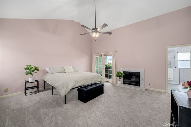 383 Park Avenue, Long Beach, CA 90814