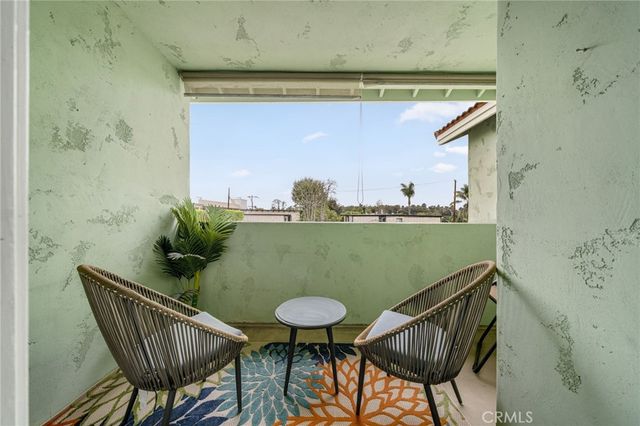 383 Park Avenue, Long Beach, CA 90814