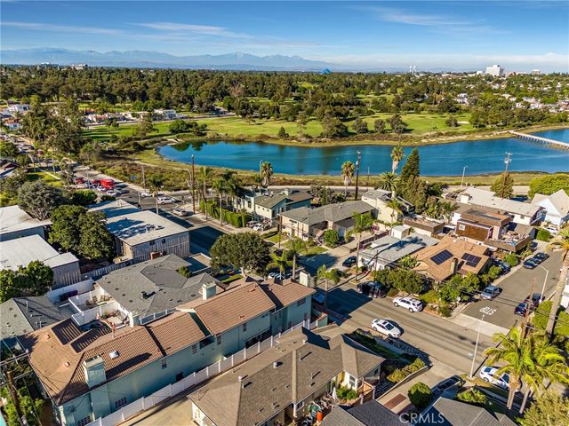 383 Park Avenue, Long Beach, CA 90814