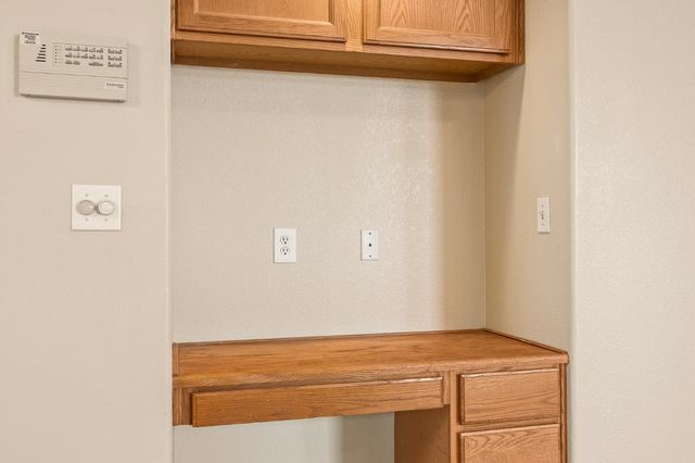 988 Ramona, Clovis, CA 93612