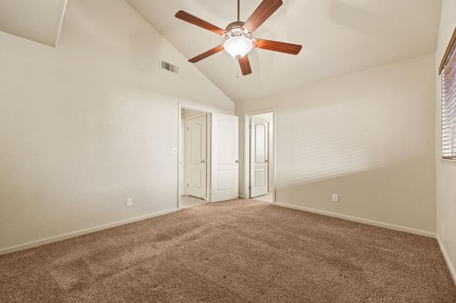 988 Ramona, Clovis, CA 93612