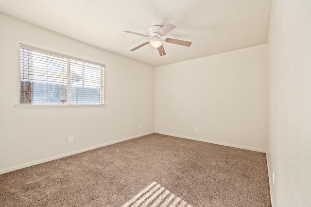 988 Ramona, Clovis, CA 93612