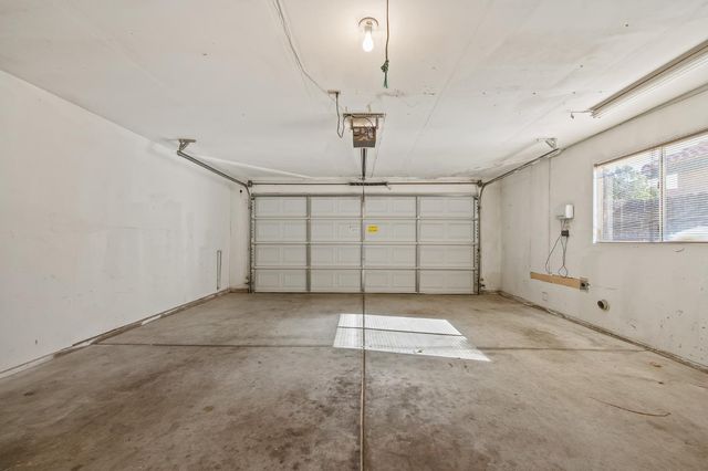 988 Ramona, Clovis, CA 93612