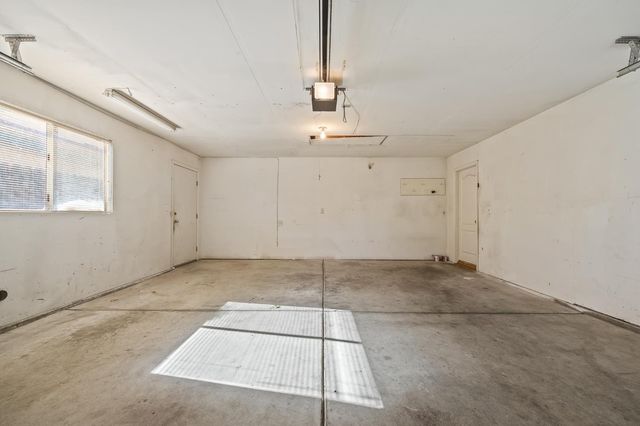 988 Ramona, Clovis, CA 93612