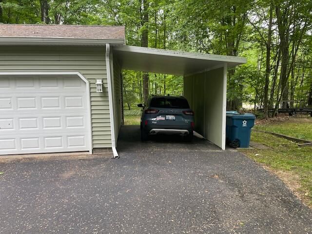 95 Caduca Lane, Roscommon, MI 48653