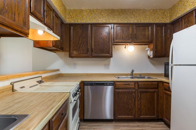 7401 Scotts Place NE, Albuquerque, NM 87109