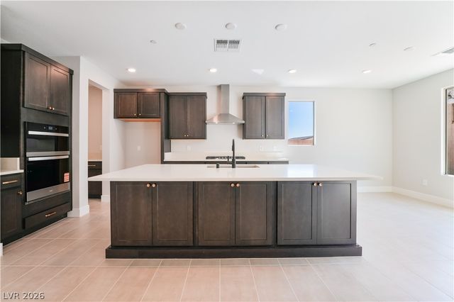 981 Estates Bend Court, Las Vegas, NV 89138