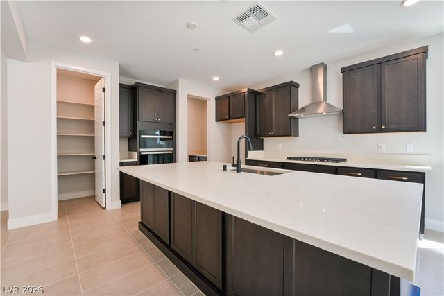 981 Estates Bend Court, Las Vegas, NV 89138