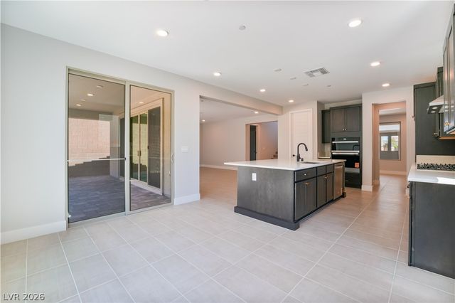 981 Estates Bend Court, Las Vegas, NV 89138