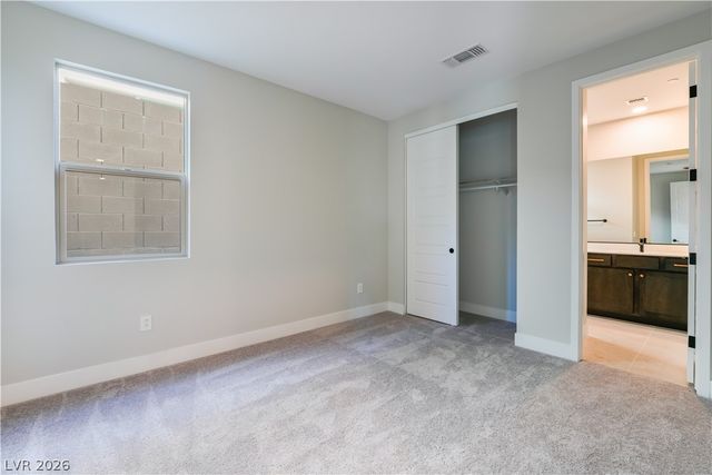 981 Estates Bend Court, Las Vegas, NV 89138