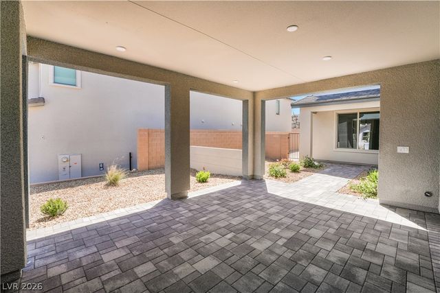 981 Estates Bend Court, Las Vegas, NV 89138