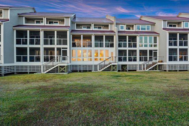 13 W Mariners Cay Drive, Folly Beach, SC 29439
