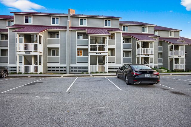 13 W Mariners Cay Drive, Folly Beach, SC 29439