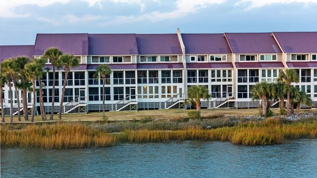 13 W Mariners Cay Drive, Folly Beach, SC 29439