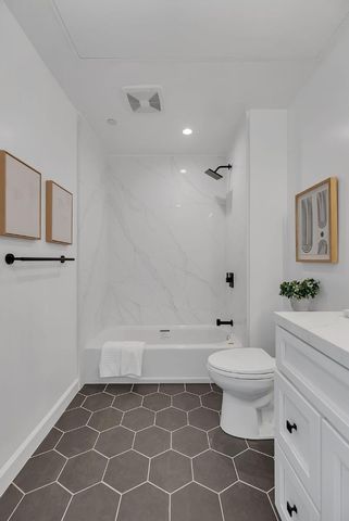 889 McLellan Drive 206, South San Francisco, CA 94080